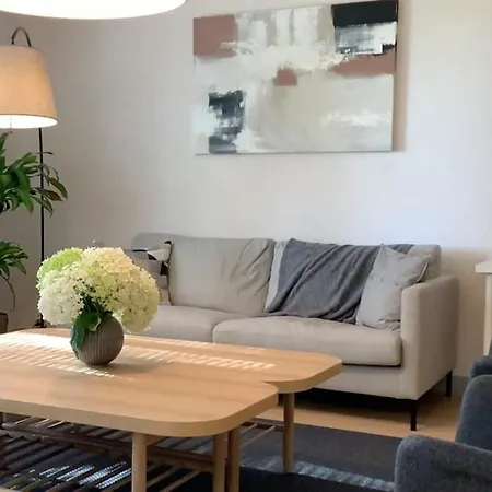 Country Peace By The Pond- Hidden Gem At *